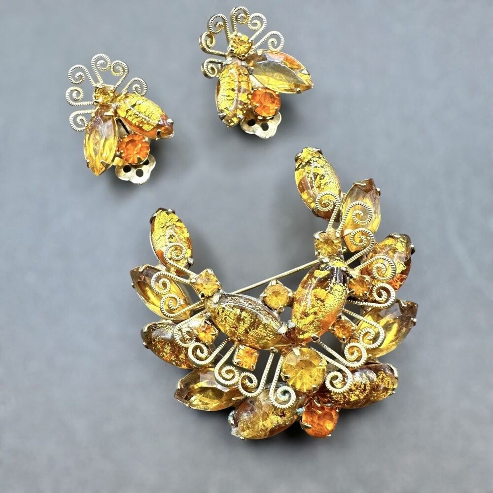 Cluster Brooch & Earring Set Juliana Style Topaz Foiled Glass Rhinestone Bug Vtg